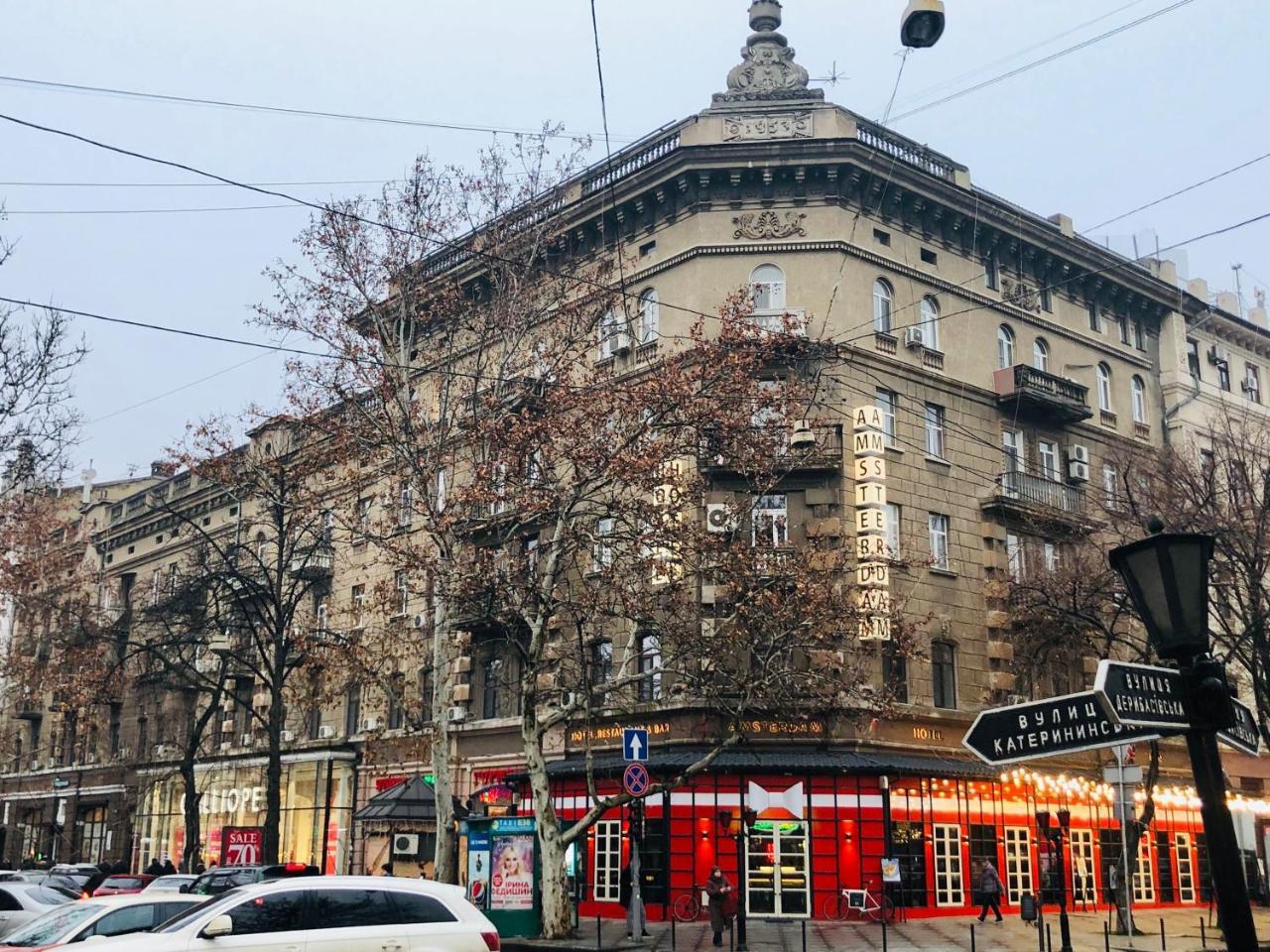 2 Bedroom On Deribasovskaya Str. Odesa Exterior foto